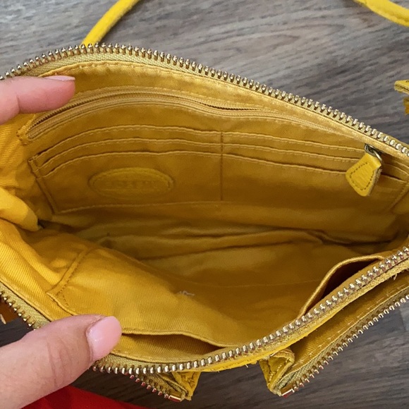 Yellow Fossil Purse - Picture 2 of 3